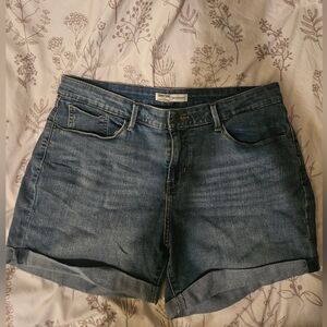 Levi's women's jean shorts size 14